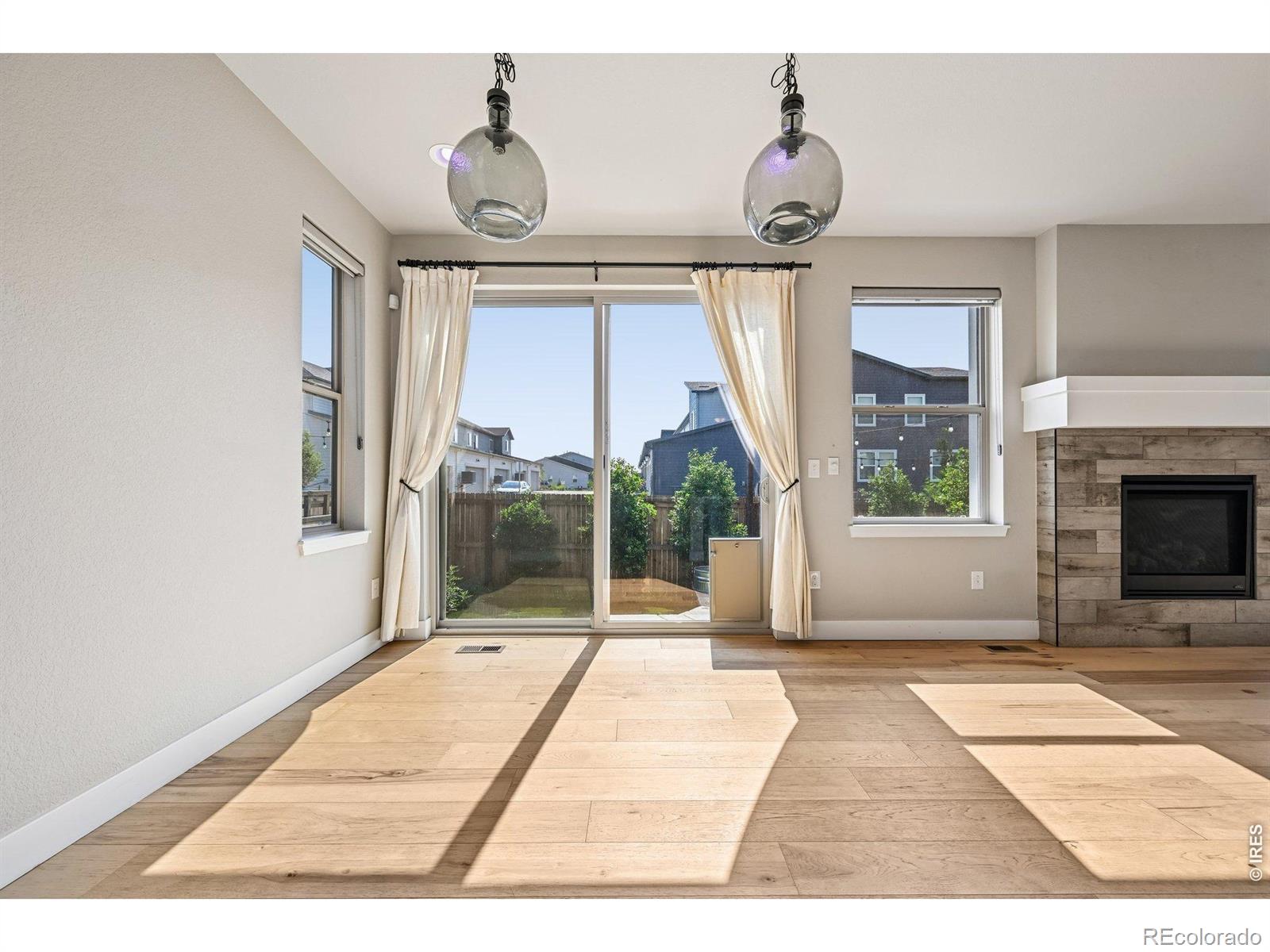 MLS Image #4 for 6896  canosa street,denver, Colorado