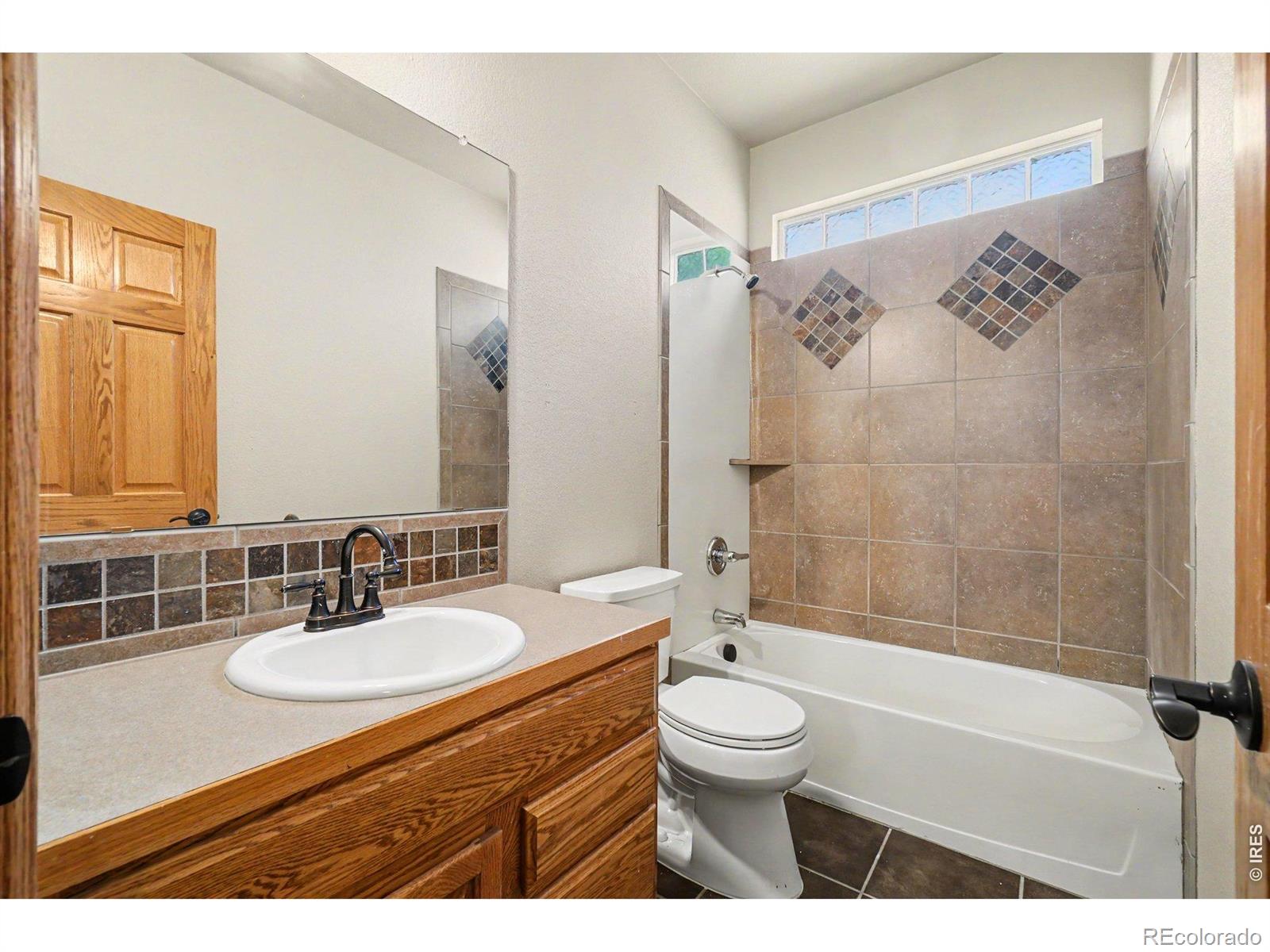 MLS Image #6 for 1754  nucla court,loveland, Colorado