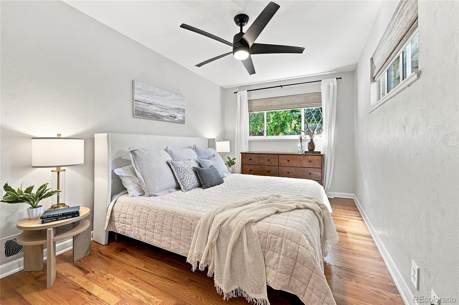 MLS Image #12 for 2386 s bellaire street,denver, Colorado