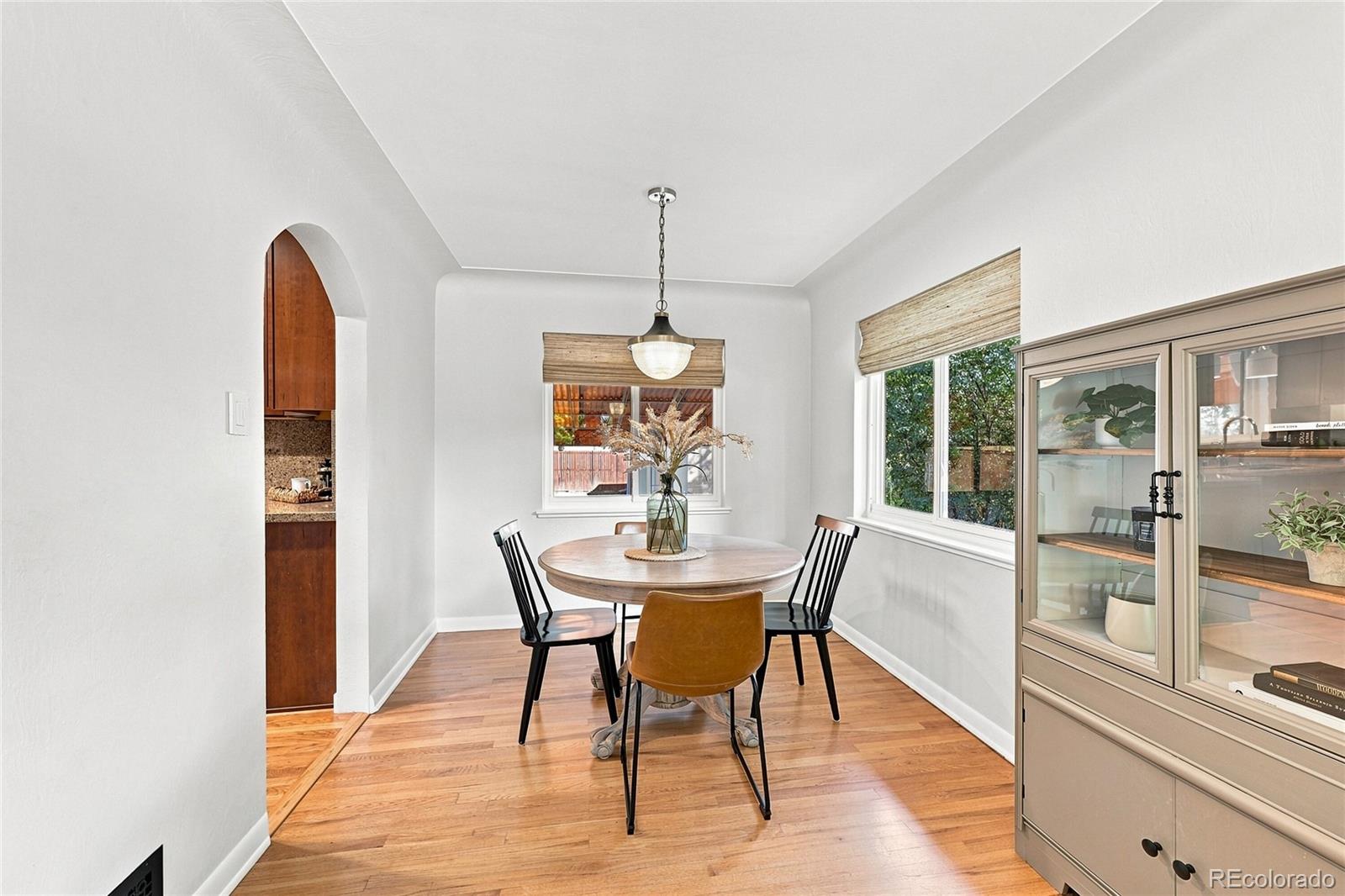 MLS Image #7 for 2386 s bellaire street,denver, Colorado