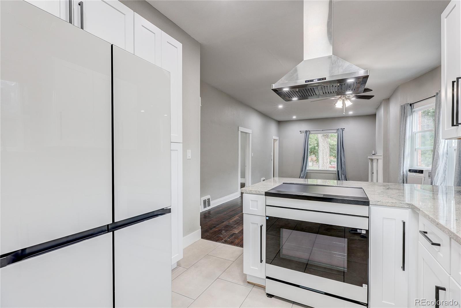 MLS Image #12 for 1317 s university boulevard,denver, Colorado