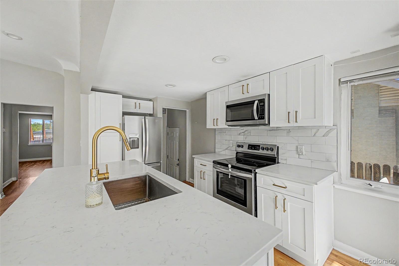 MLS Image #7 for 3505 n elizabeth street,denver, Colorado