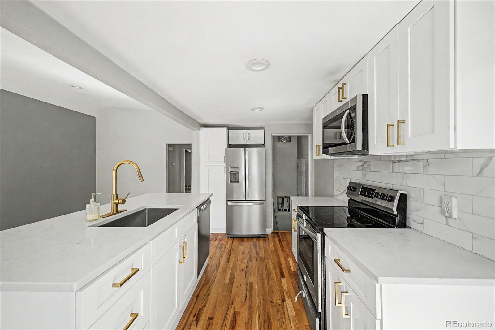 MLS Image #9 for 3505 n elizabeth street,denver, Colorado
