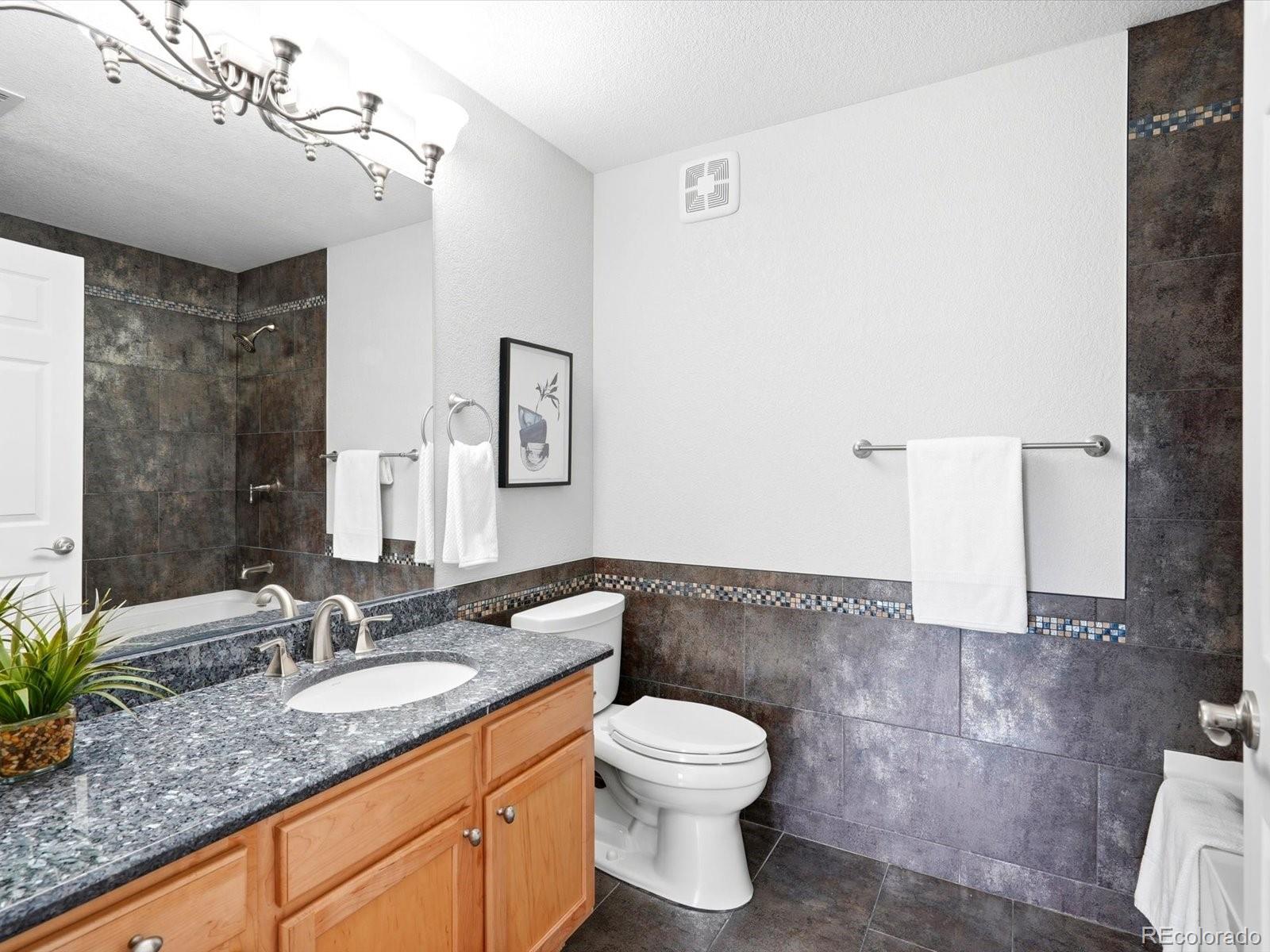 MLS Image #23 for 2192 s fulton circle,aurora, Colorado