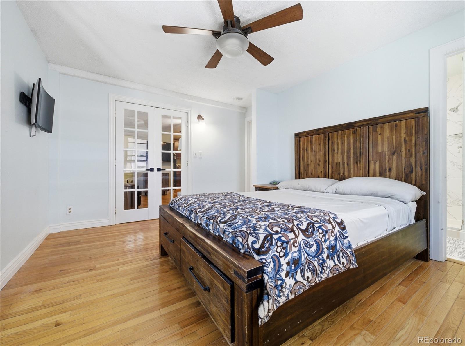 MLS Image #13 for 2101 s josephine street 212,denver, Colorado