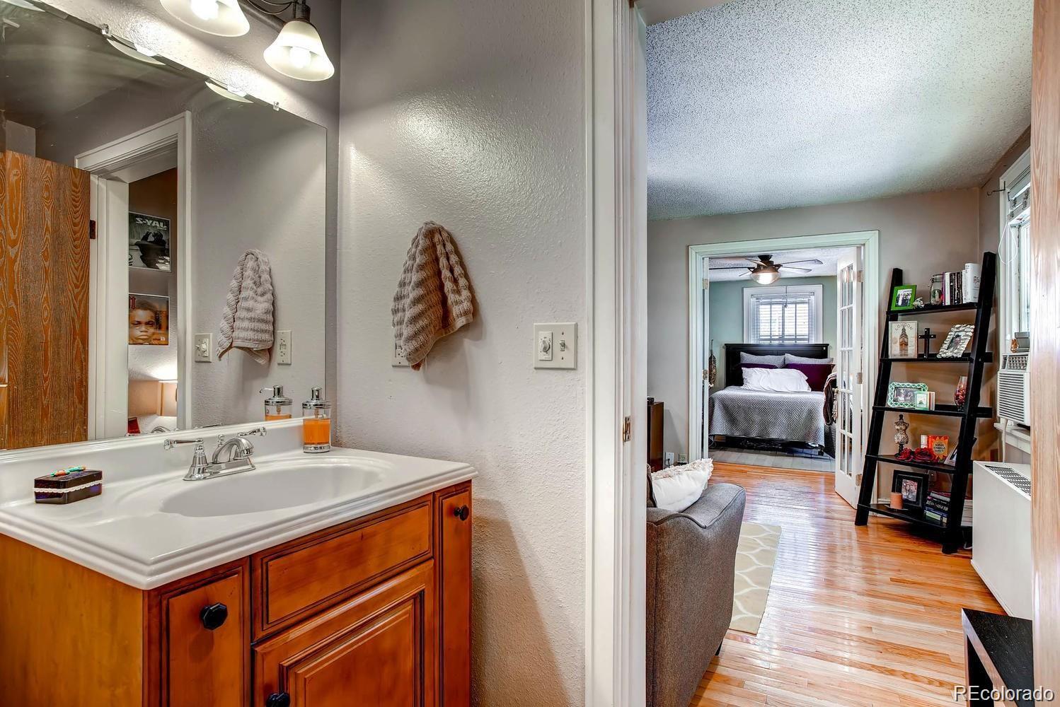 MLS Image #7 for 2101 s josephine street,denver, Colorado