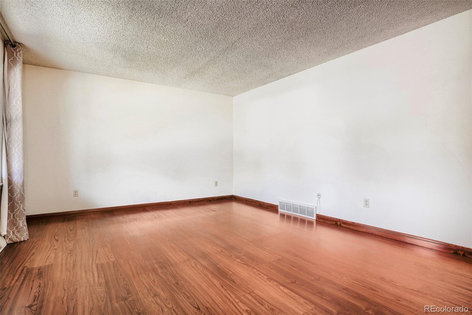 MLS Image #16 for 14424 e carolina drive,aurora, Colorado