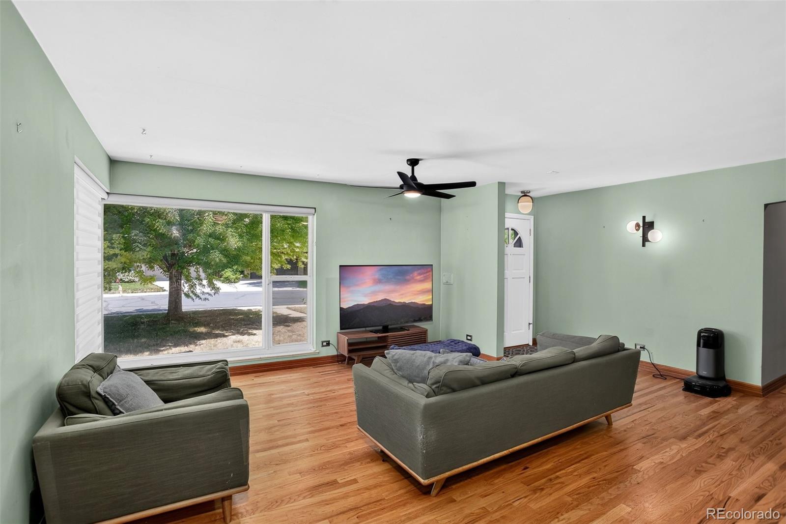 MLS Image #14 for 465  cody drive,denver, Colorado