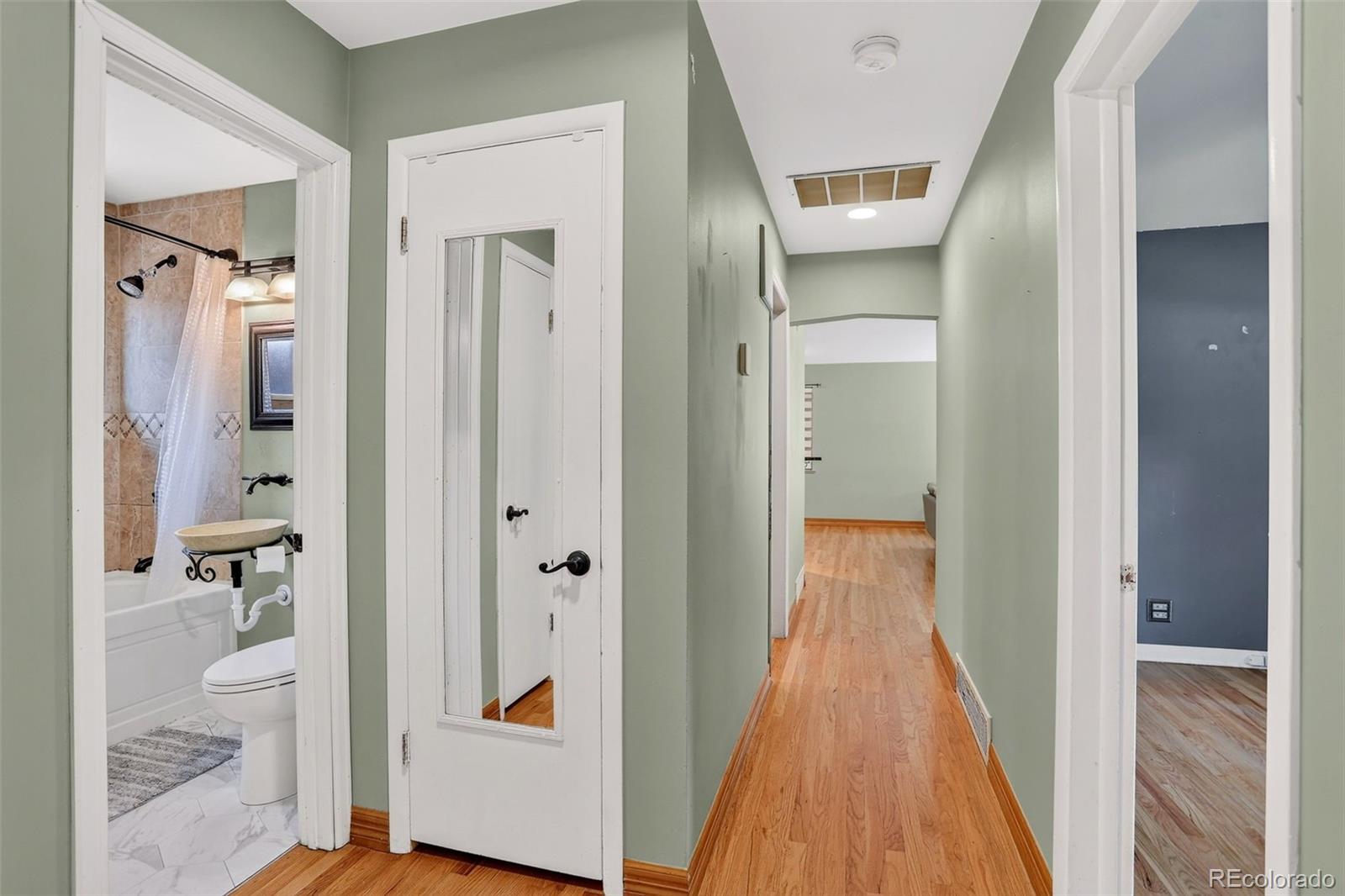 MLS Image #19 for 465  cody drive,denver, Colorado