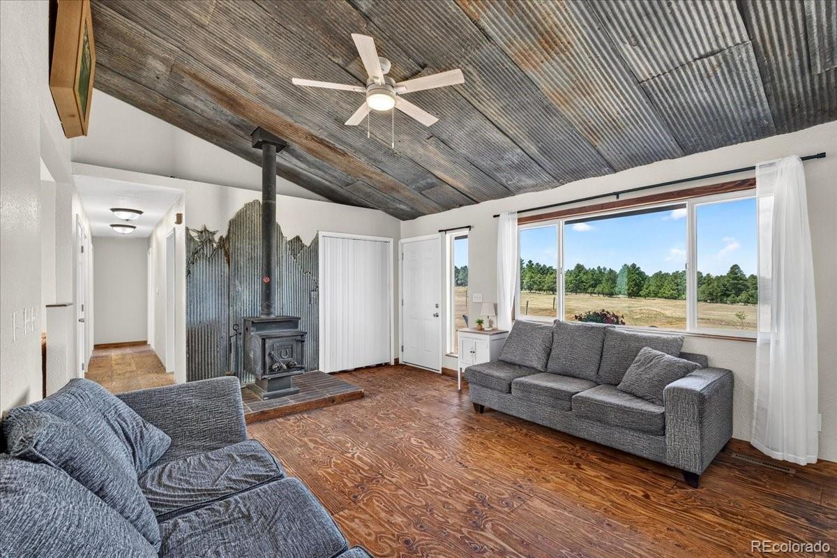 MLS Image #3 for 24396  emerald trail,deer trail, Colorado