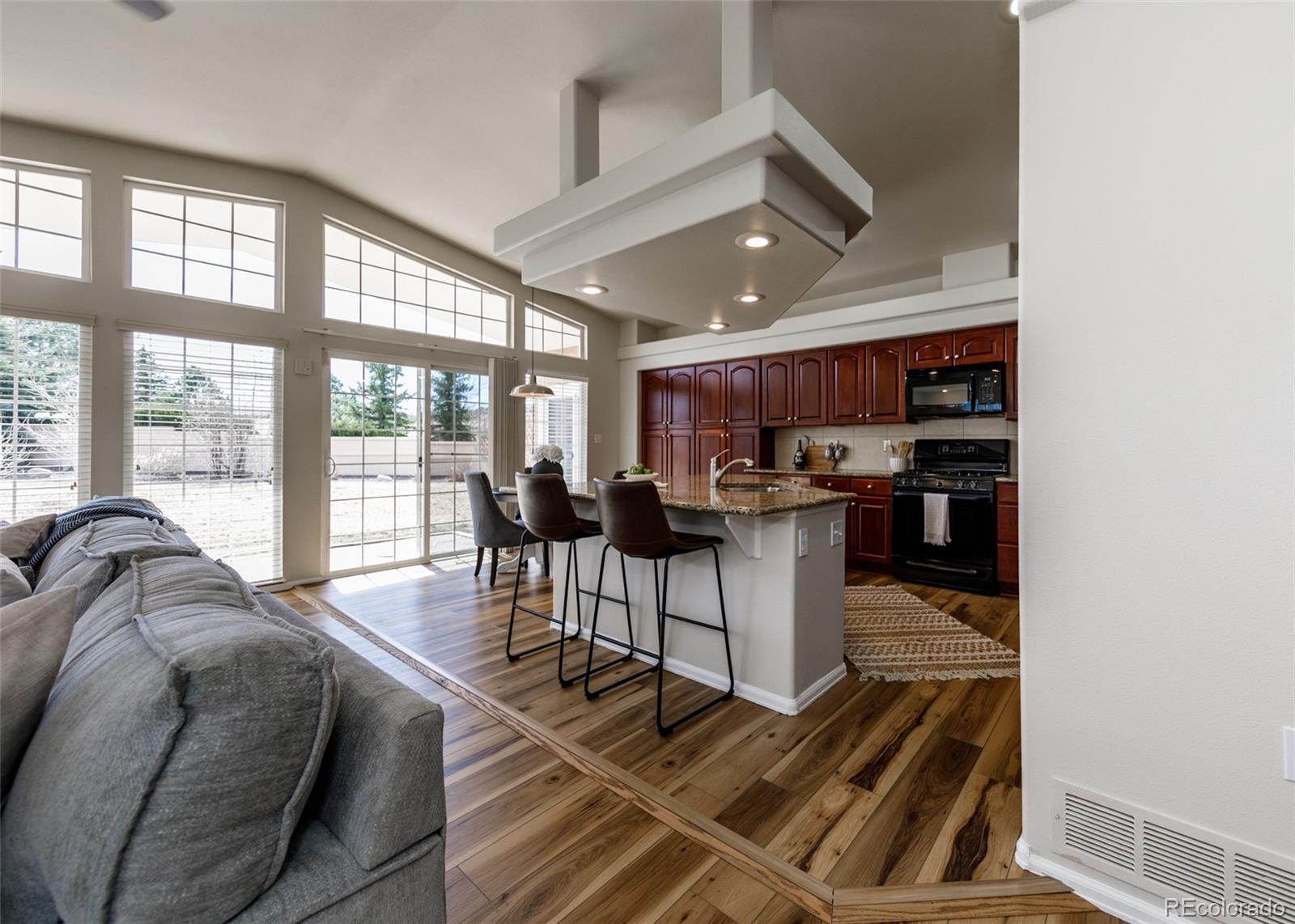 MLS Image #9 for 9506  hollydale court,colorado springs, Colorado