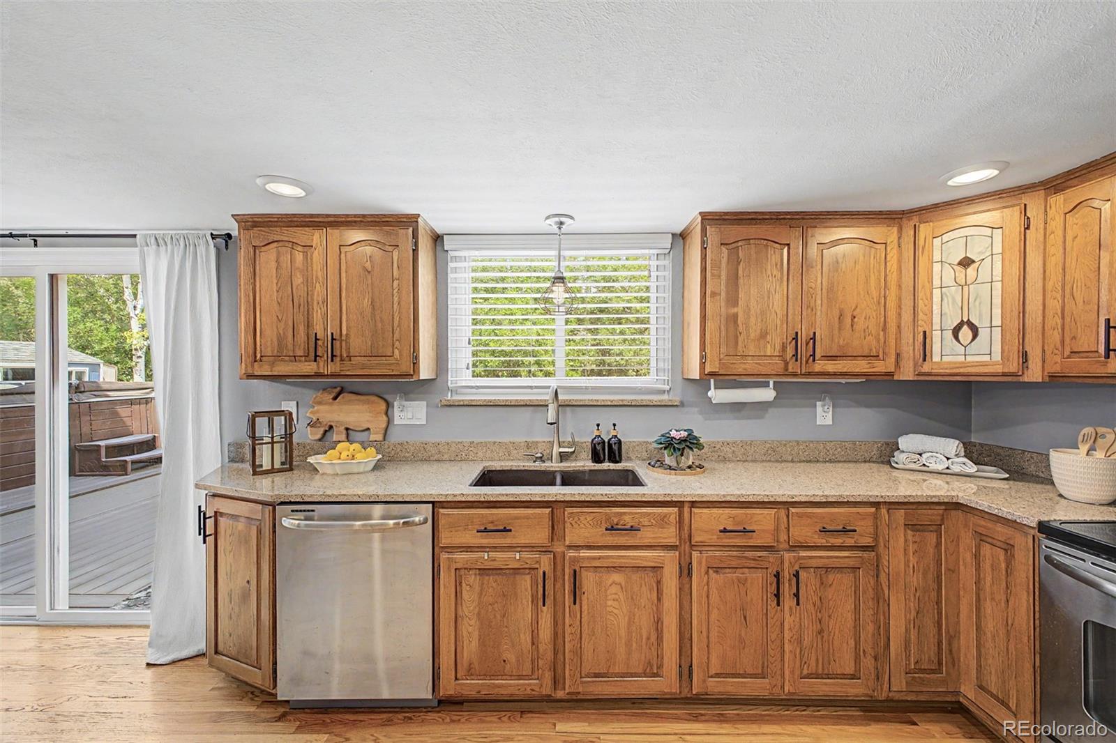 MLS Image #13 for 8330  garland drive,arvada, Colorado