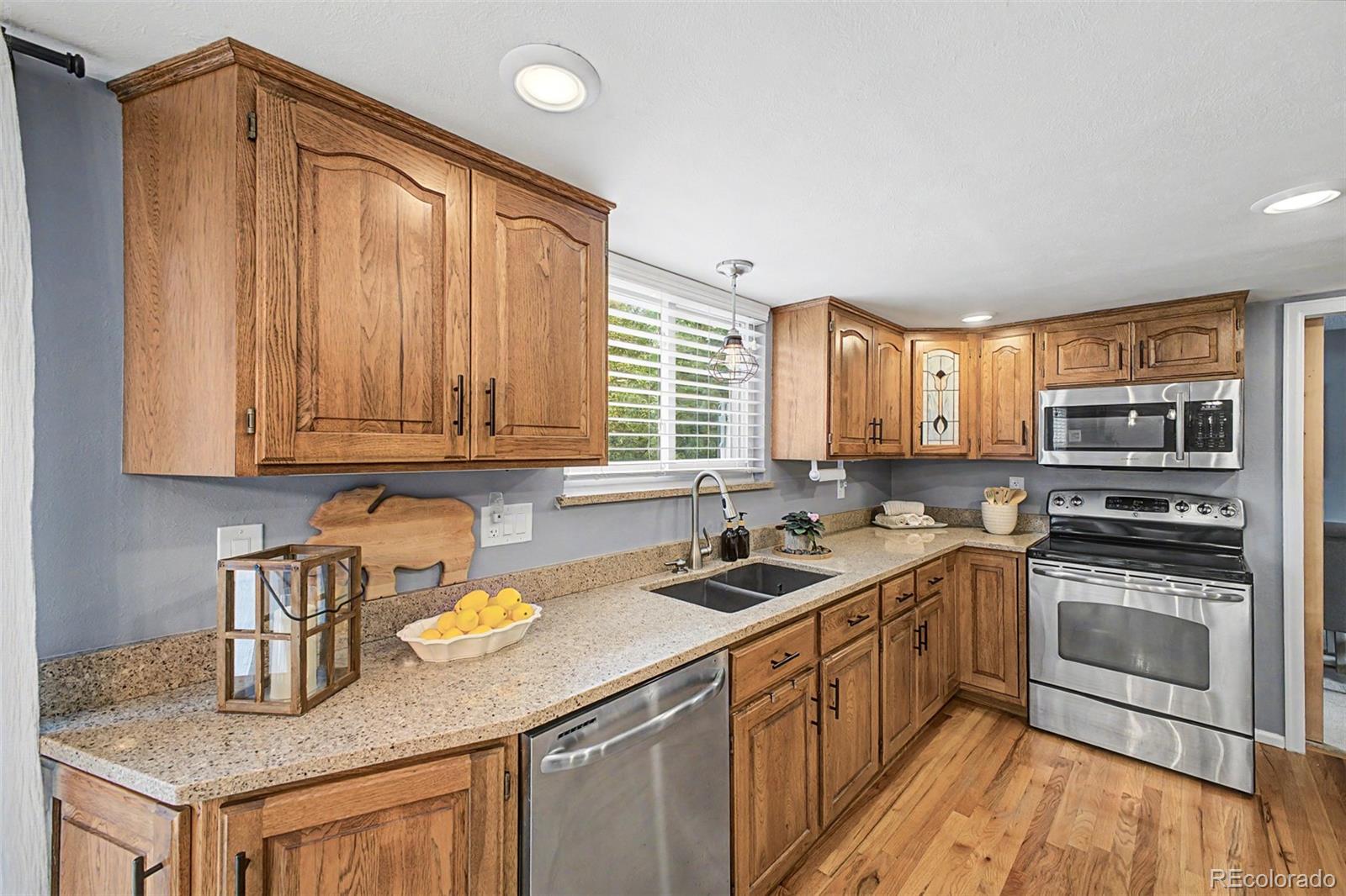 MLS Image #14 for 8330  garland drive,arvada, Colorado