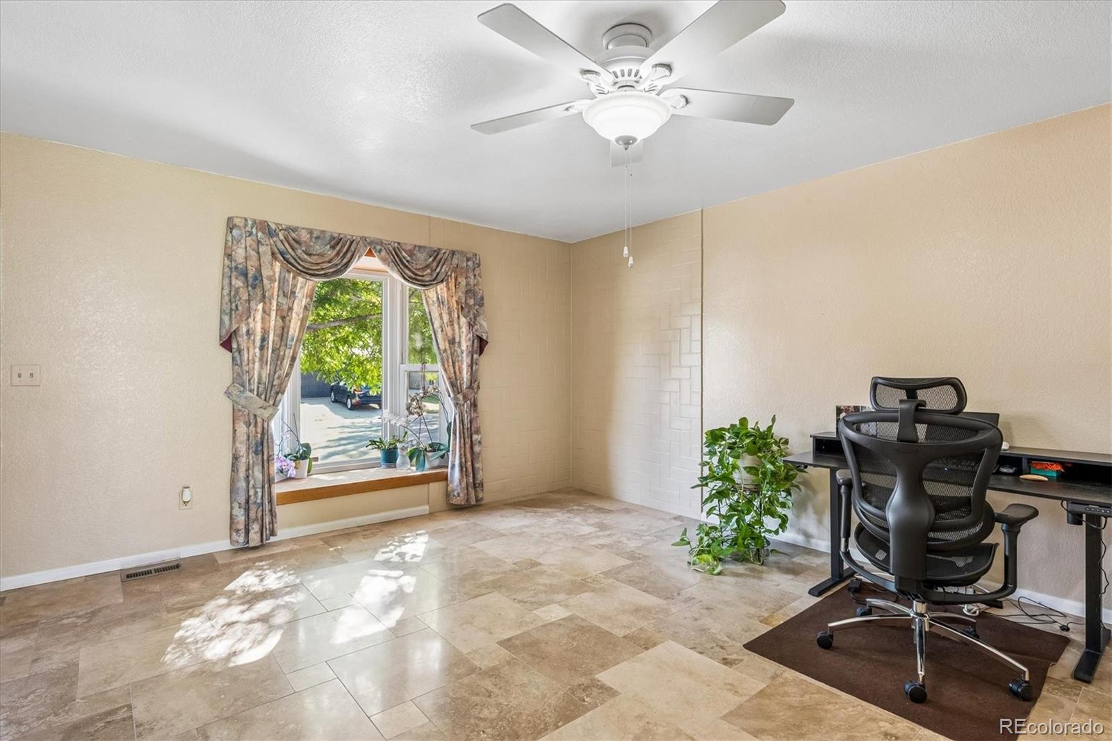 MLS Image #5 for 4659 s alkire street,morrison, Colorado