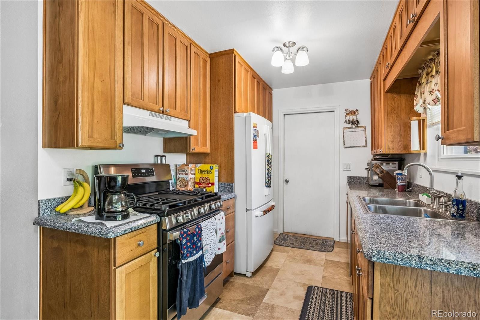 MLS Image #9 for 4659 s alkire street,morrison, Colorado