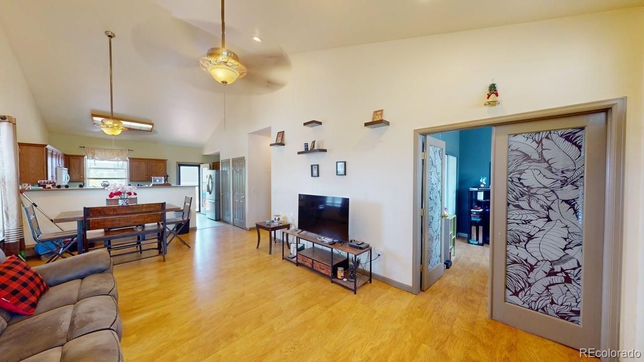MLS Image #8 for 2292  asoka street,strasburg, Colorado