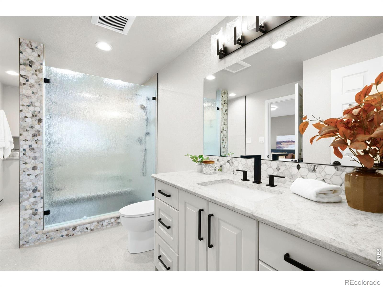 MLS Image #28 for 2521  lake drive,loveland, Colorado