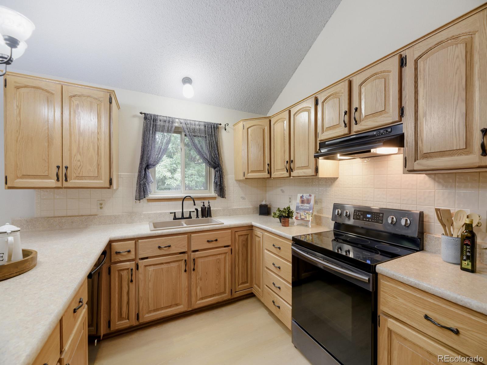 MLS Image #8 for 2835 w davies drive,littleton, Colorado