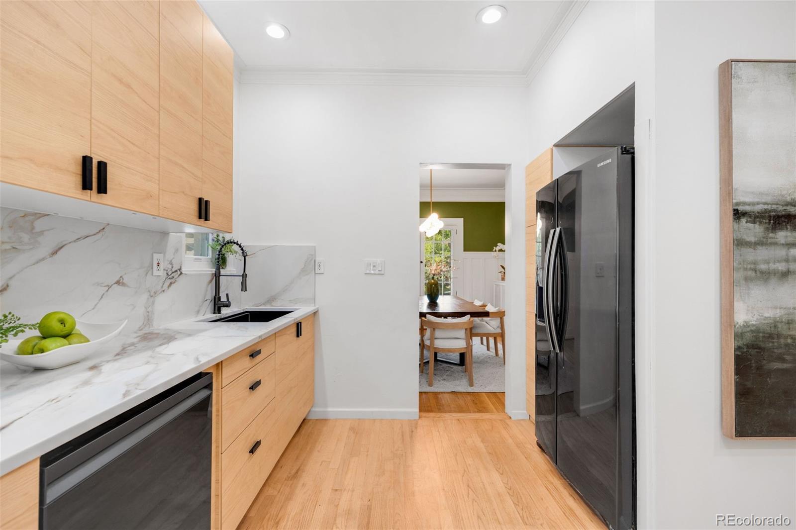 MLS Image #11 for 2269  albion street,denver, Colorado