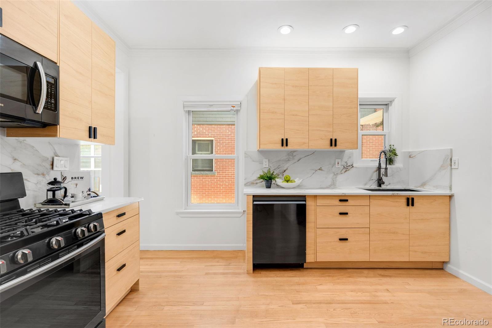 MLS Image #13 for 2269  albion street,denver, Colorado