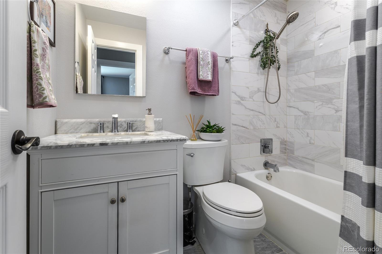 MLS Image #12 for 7135  welch court,arvada, Colorado