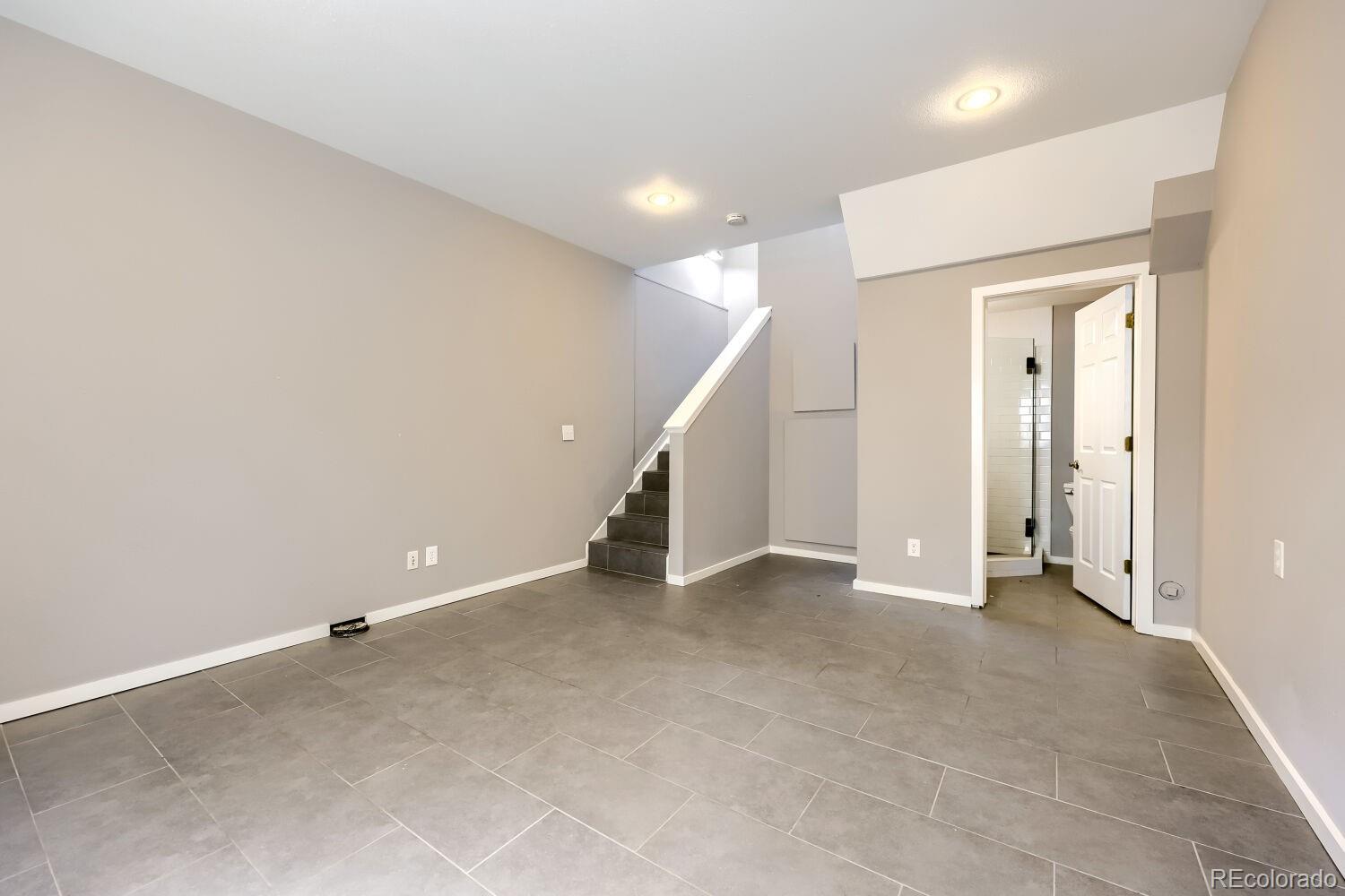 MLS Image #14 for 359 e bayaud avenue,denver, Colorado
