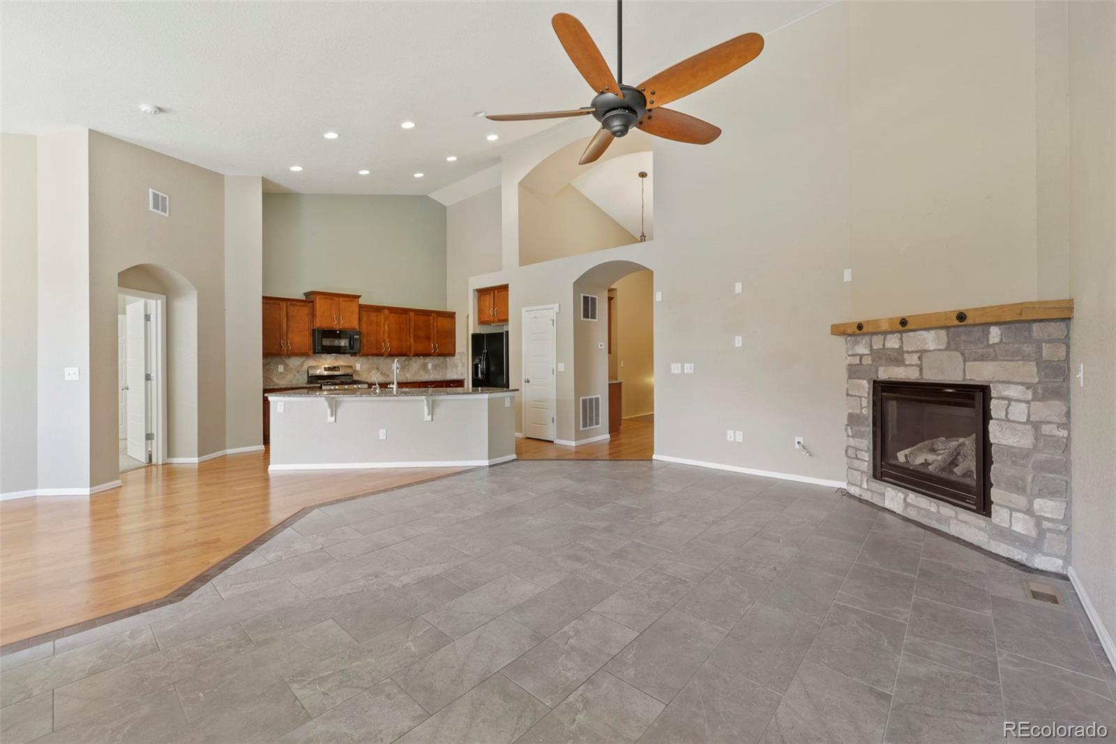 MLS Image #5 for 10298  nucla street,commerce city, Colorado