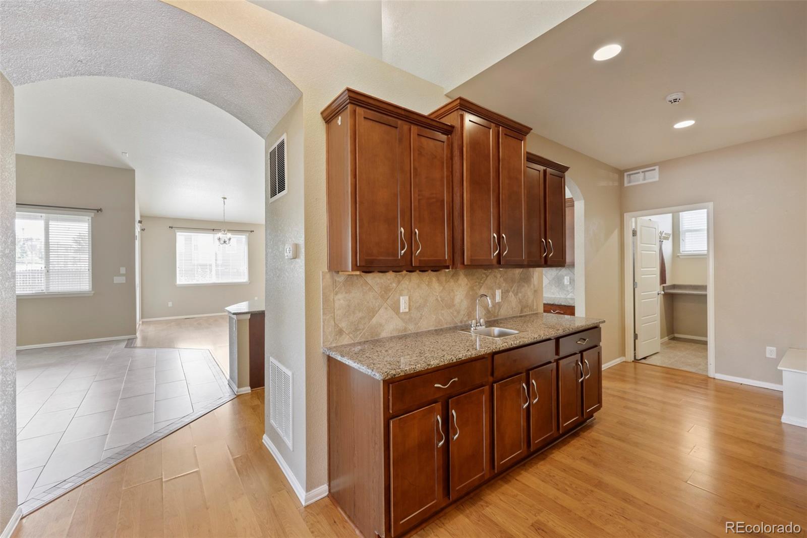 MLS Image #9 for 10298  nucla street,commerce city, Colorado