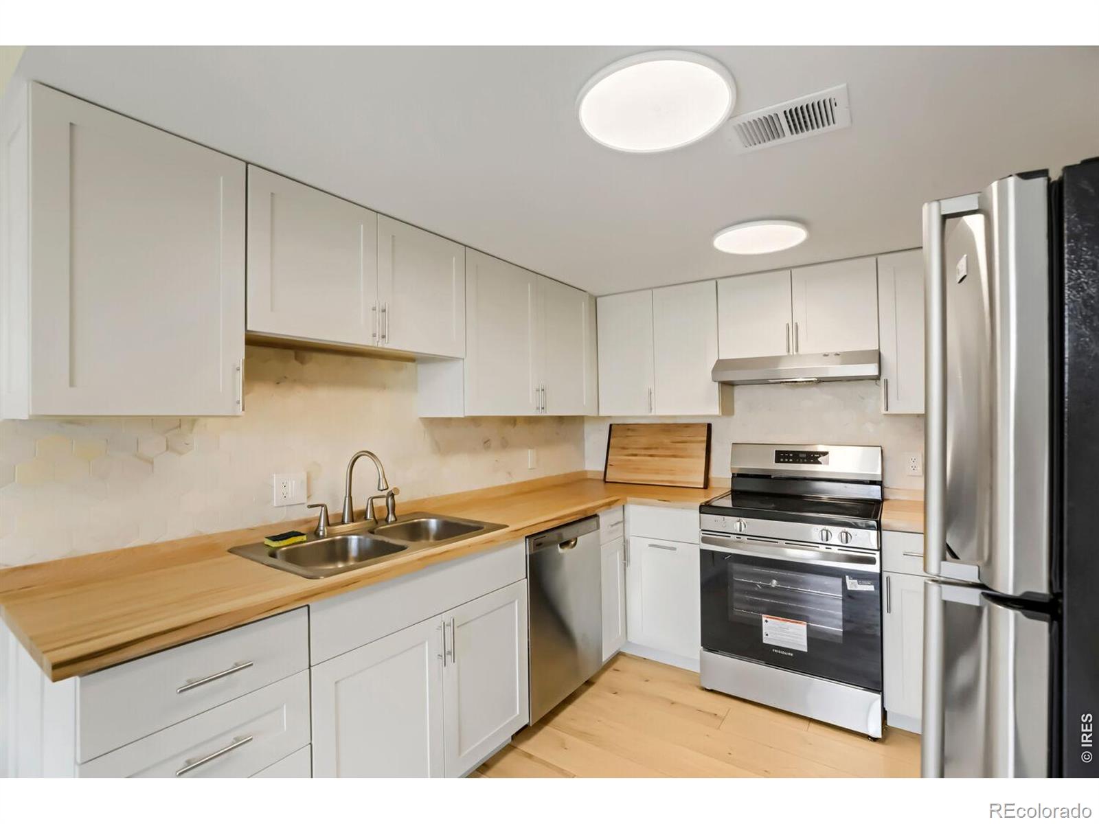 MLS Image #5 for 12506  forest drive,thornton, Colorado
