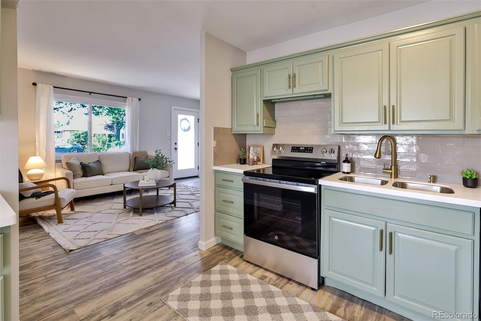 MLS Image #10 for 6102  grape drive,commerce city, Colorado