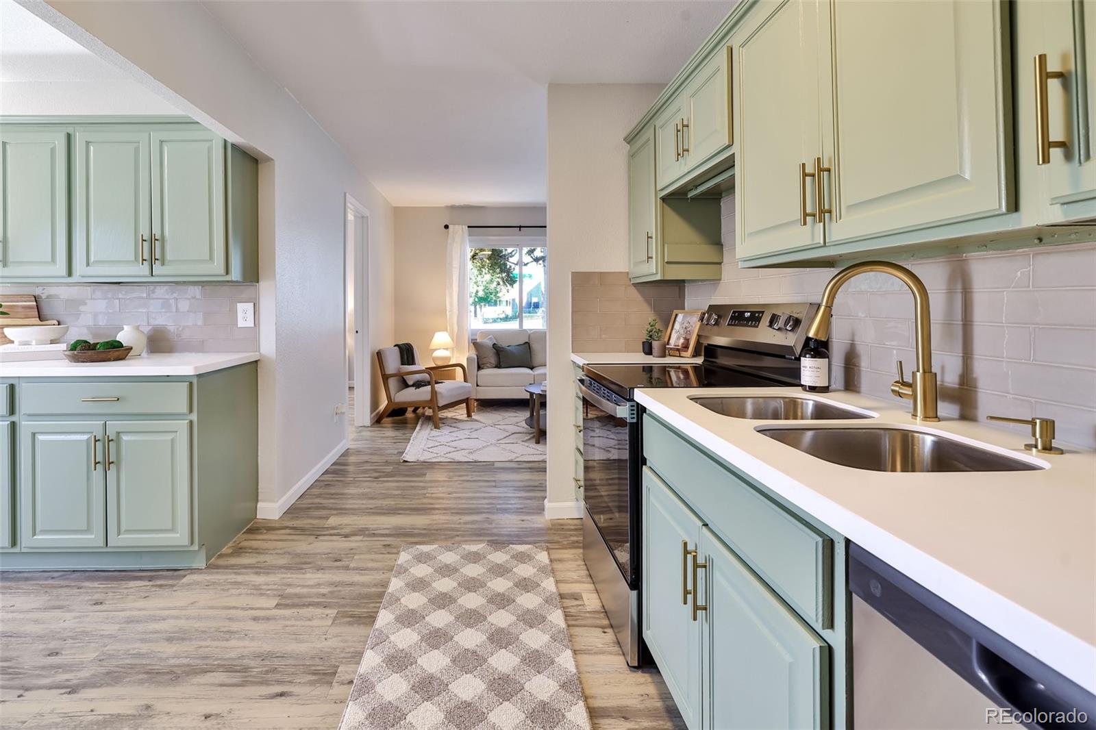 MLS Image #12 for 6102  grape drive,commerce city, Colorado