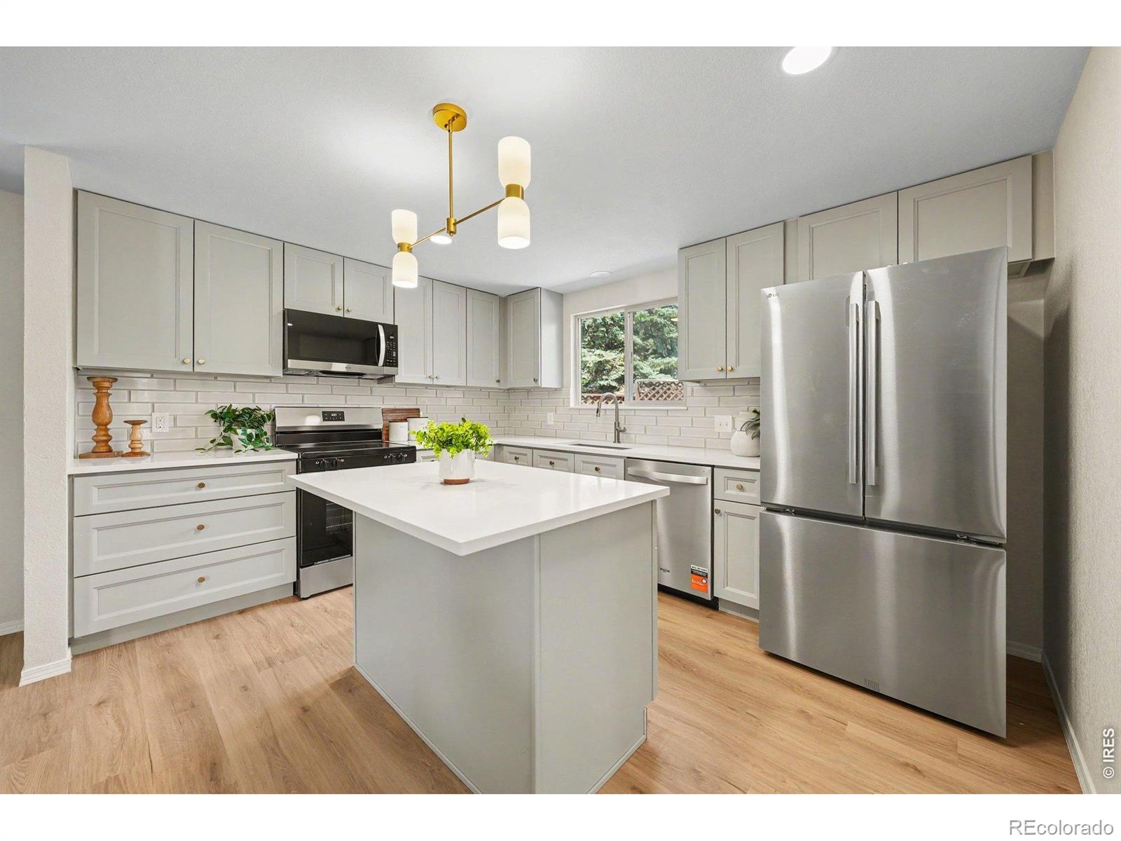 MLS Image #12 for 1904  enfield court,fort collins, Colorado