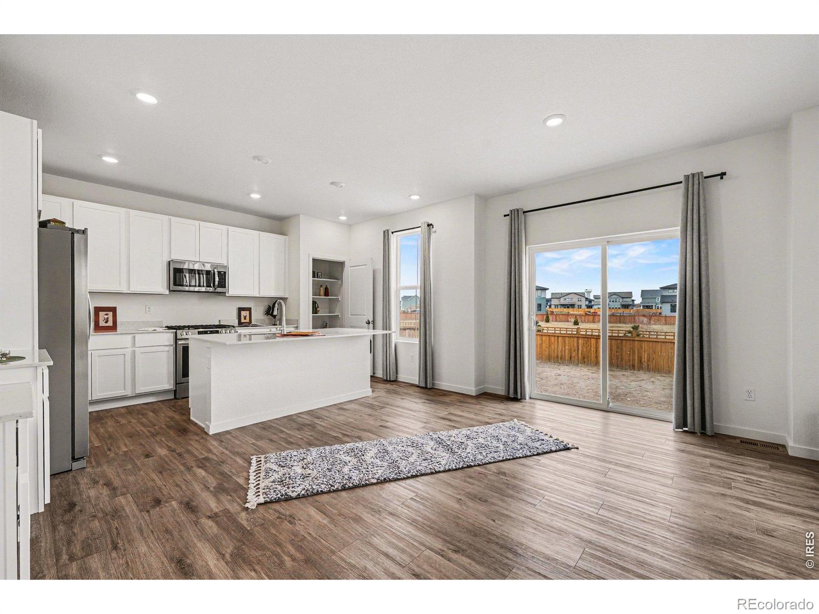 MLS Image #6 for 5548  runge court,timnath, Colorado