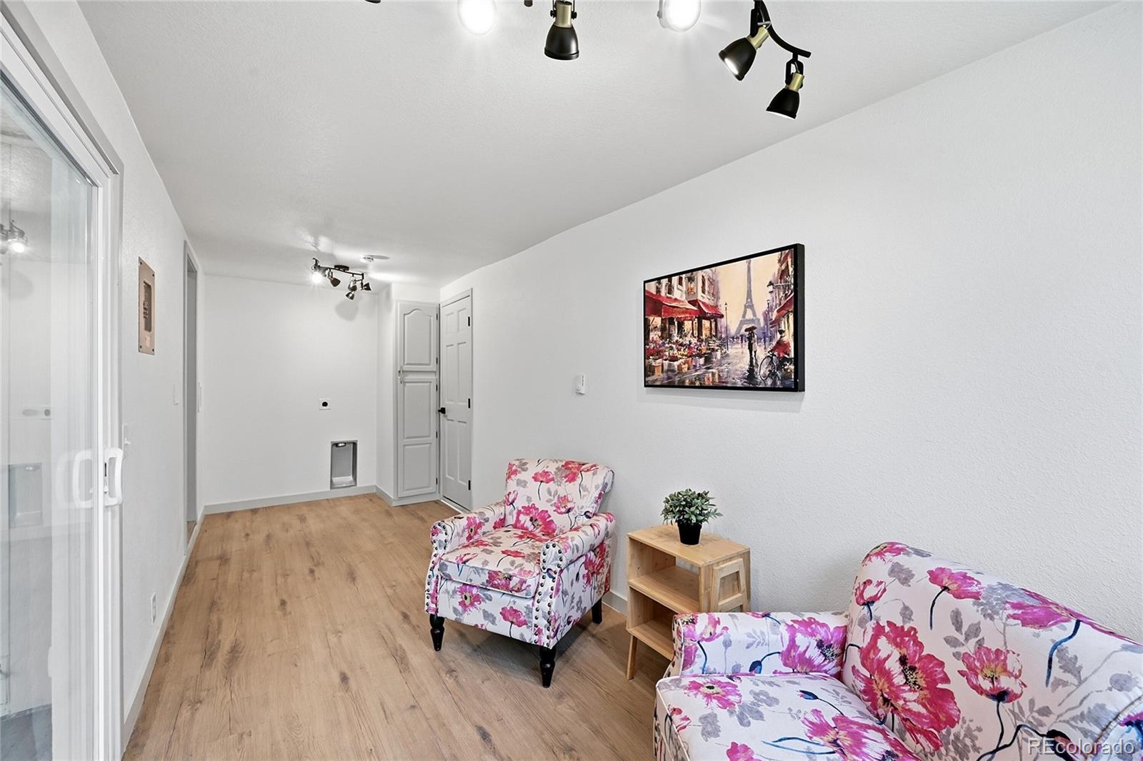 MLS Image #10 for 580 s field court,denver, Colorado