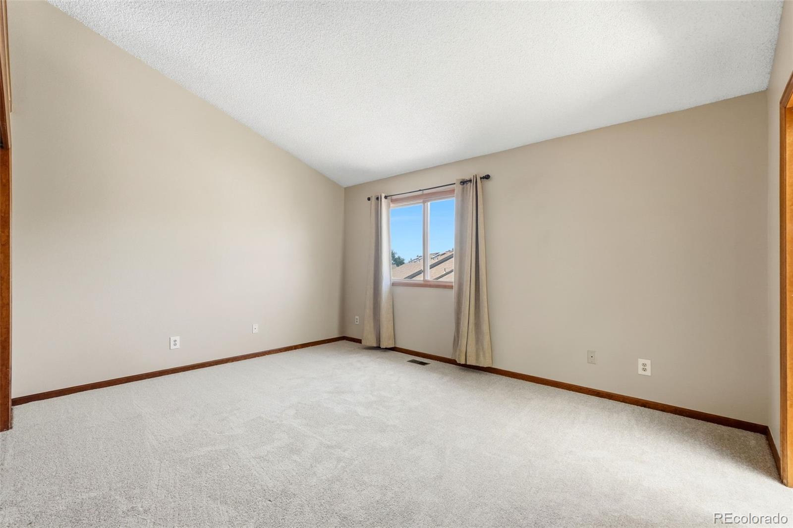 MLS Image #15 for 4228 s granby court,aurora, Colorado