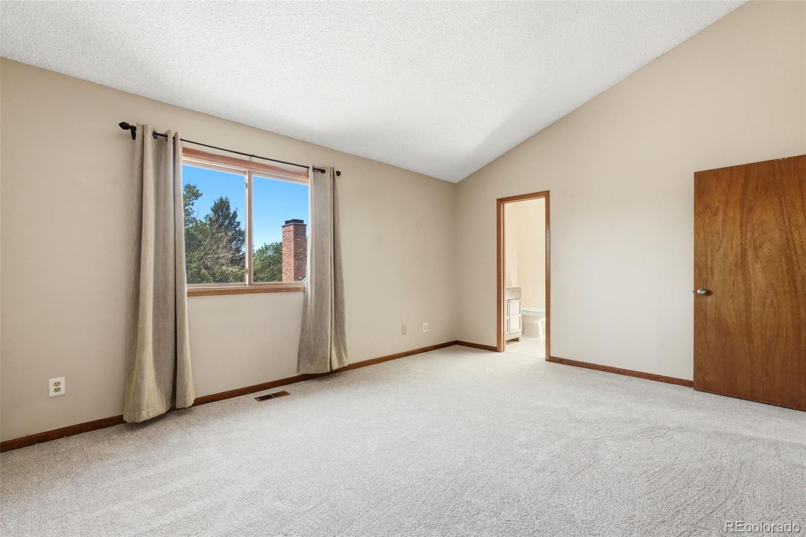 MLS Image #17 for 4228 s granby court,aurora, Colorado
