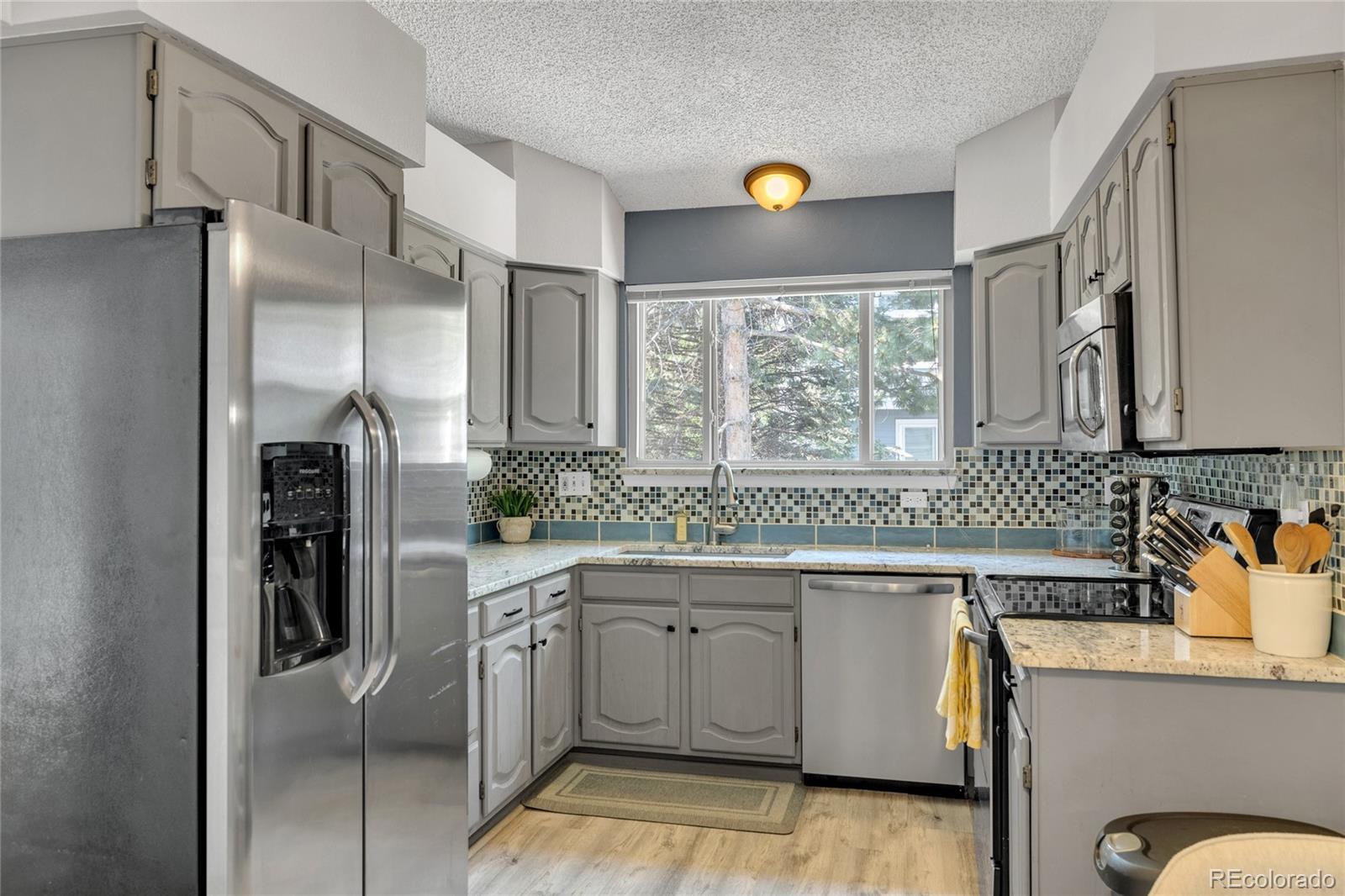 MLS Image #10 for 7531  dawn court,littleton, Colorado