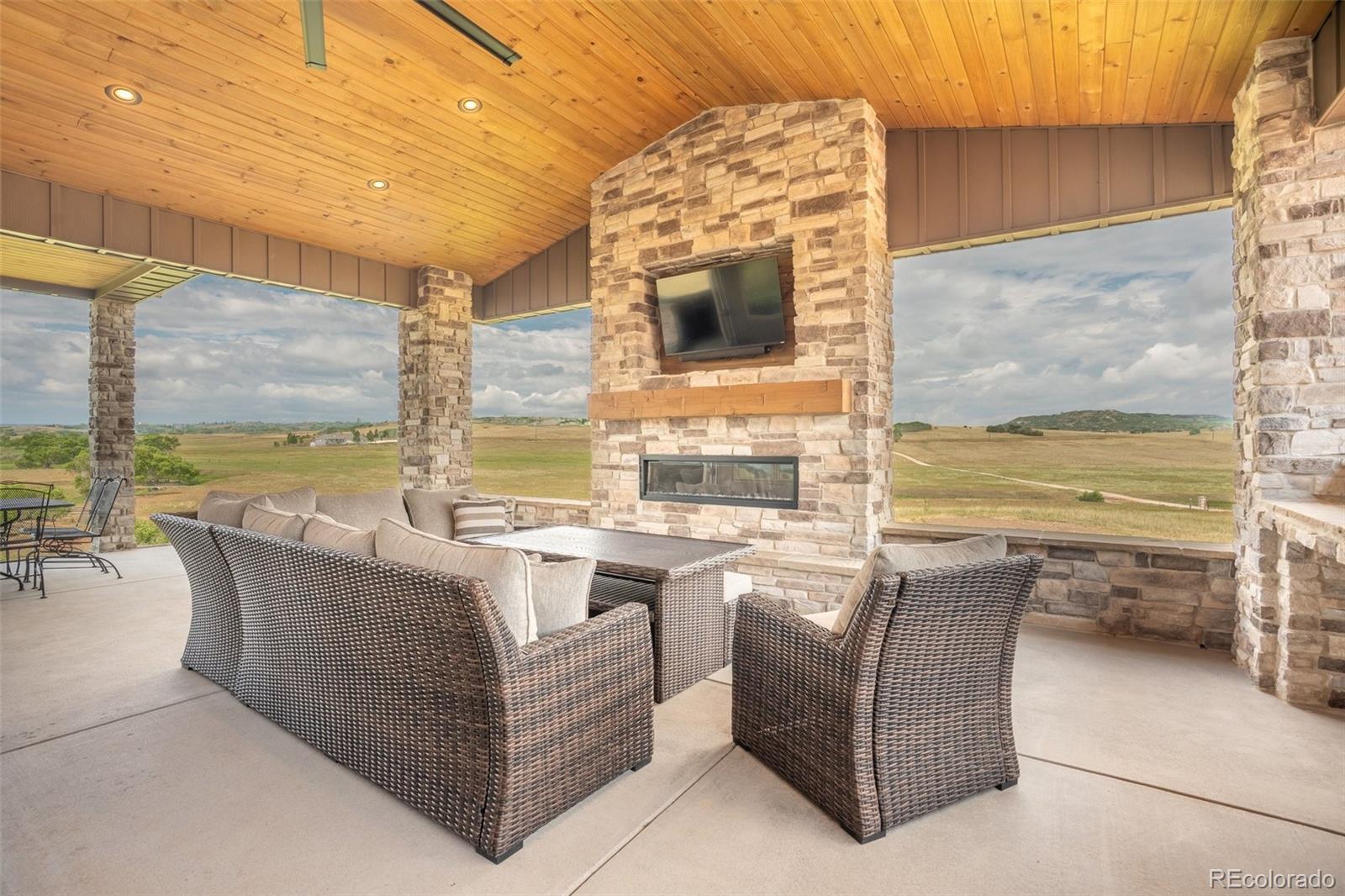 MLS Image #35 for 4166 s castlewood canyon road,castle rock, Colorado