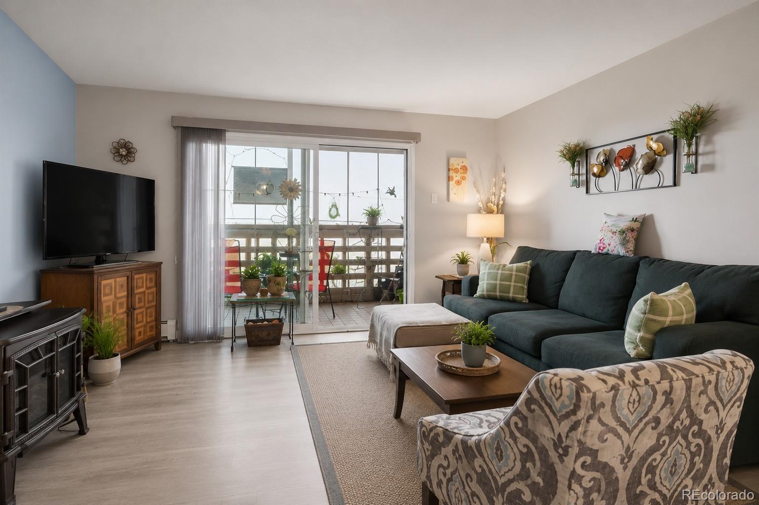 MLS Image #3 for 9335 e center avenue 2b,denver, Colorado