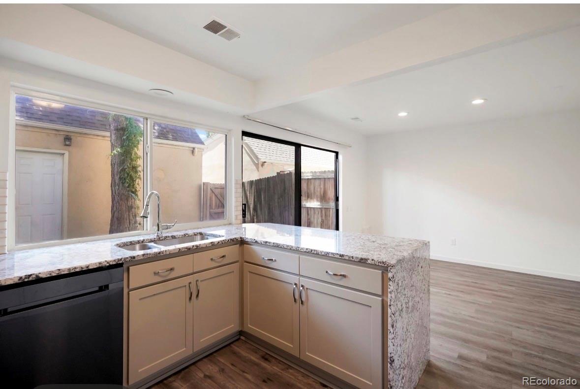 MLS Image #10 for 2836 s vaughn way,aurora, Colorado