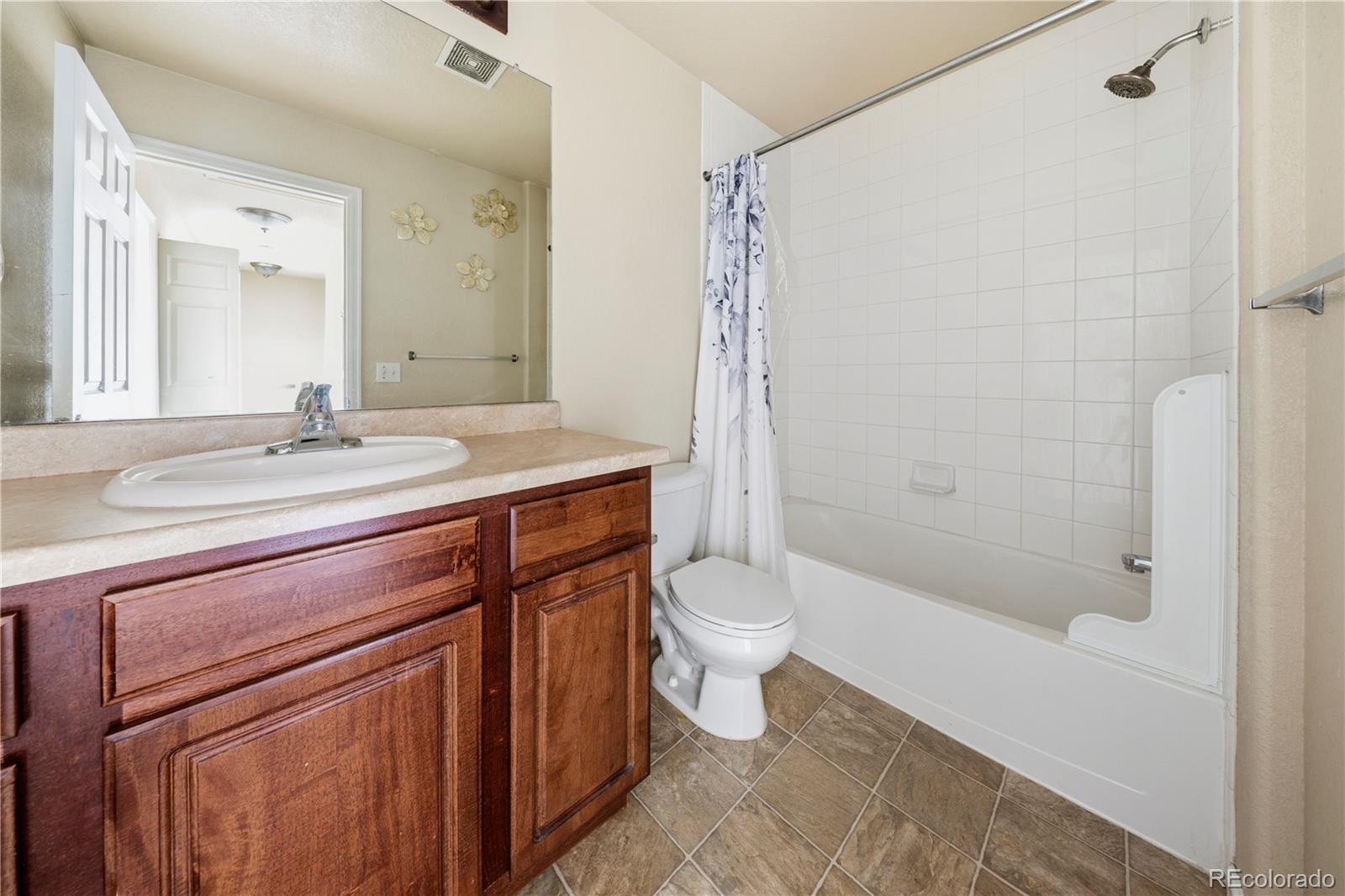 MLS Image #10 for 8751  pearl street,denver, Colorado