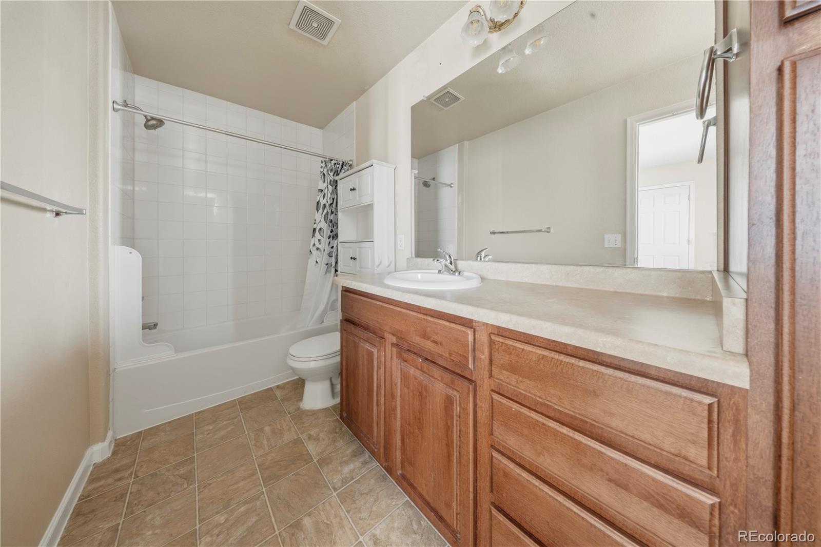 MLS Image #9 for 8751  pearl street,denver, Colorado