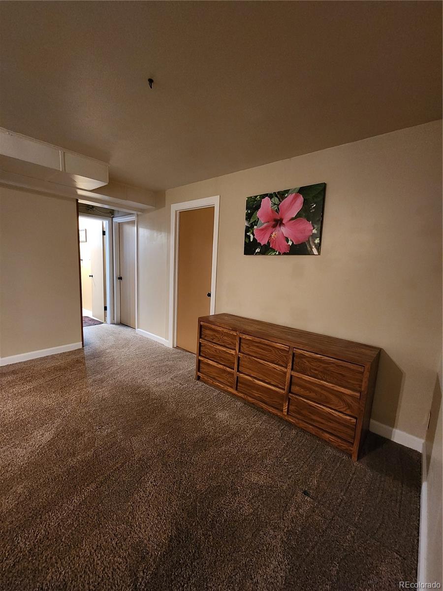 MLS Image #11 for 841  phillips drive,northglenn, Colorado