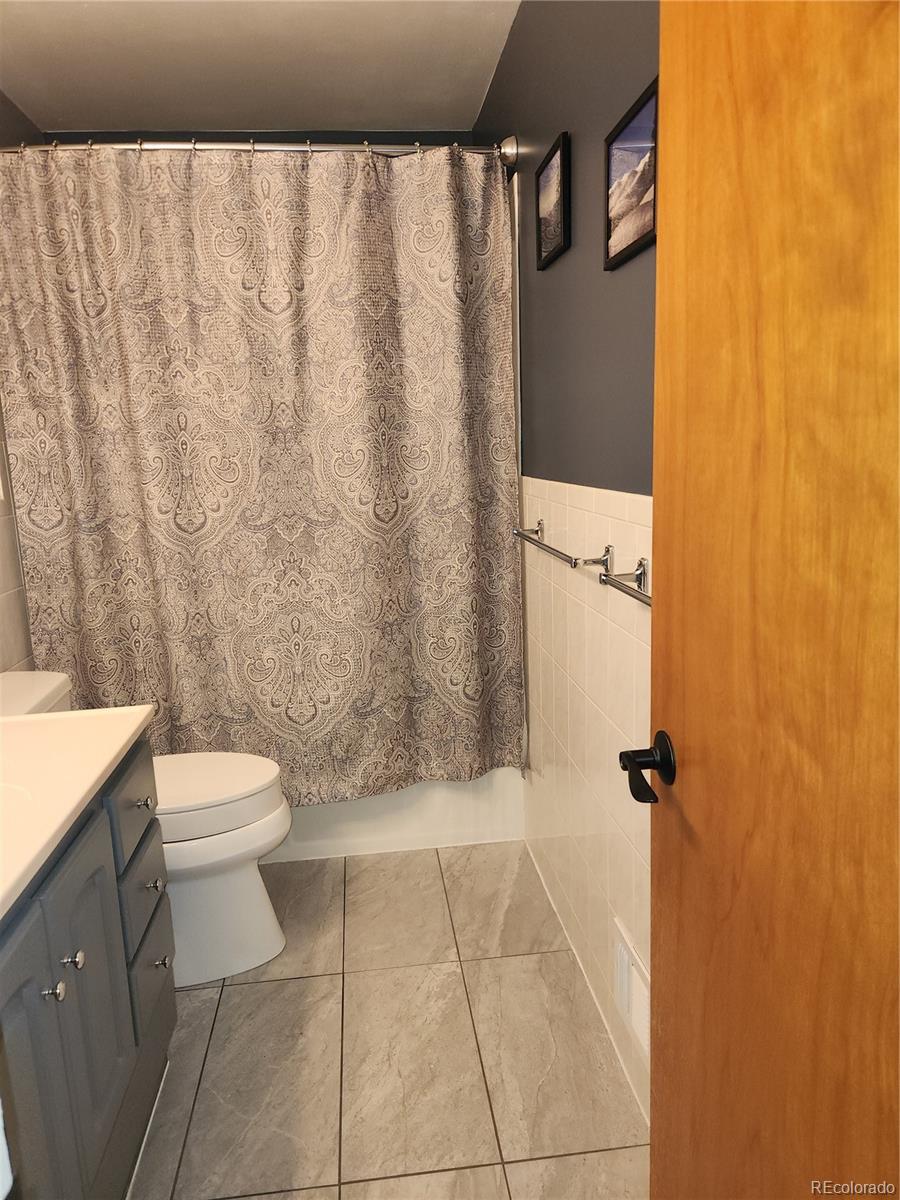 MLS Image #8 for 841  phillips drive,northglenn, Colorado