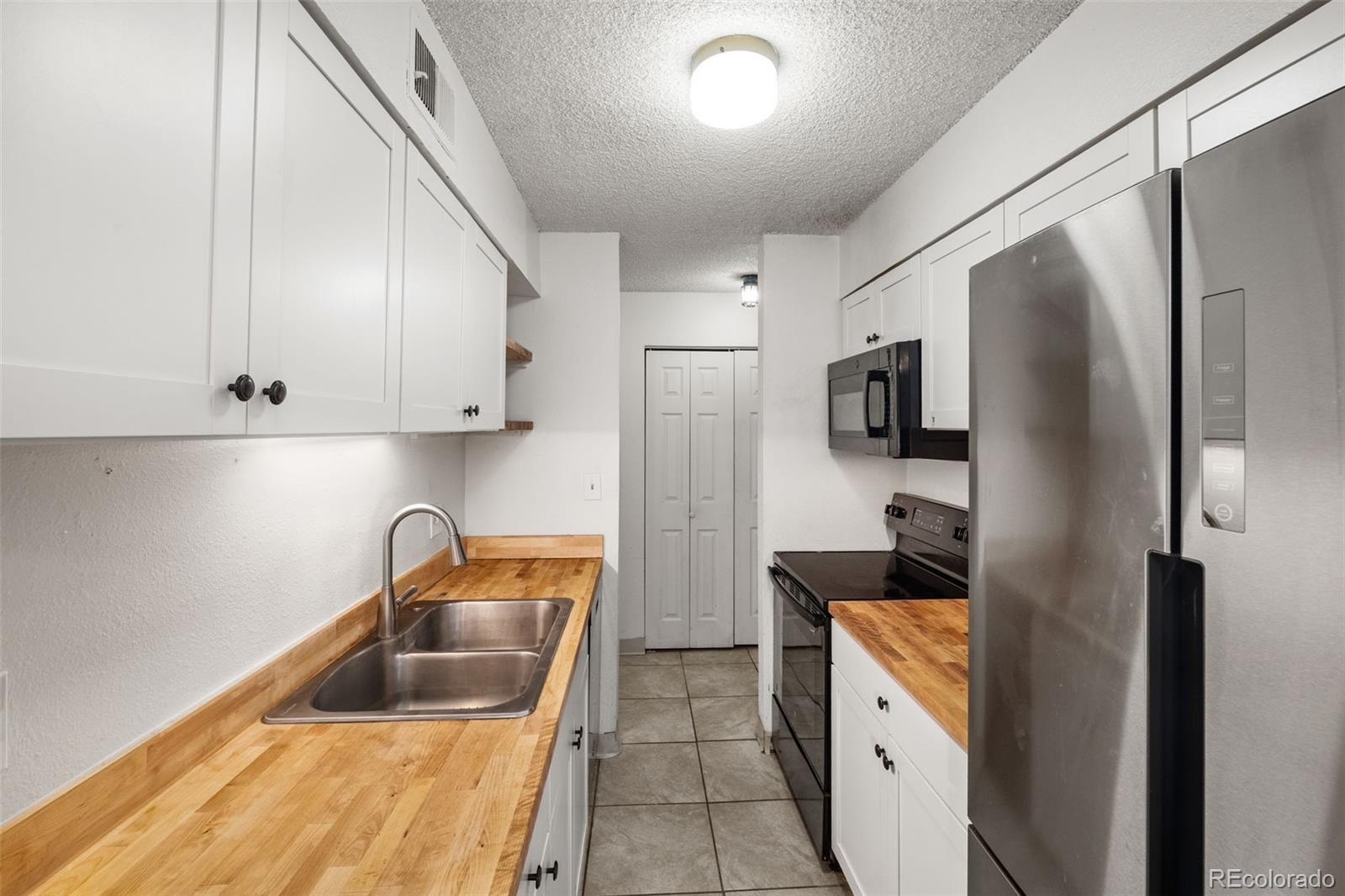 MLS Image #4 for 140 e highline circle 108,centennial, Colorado