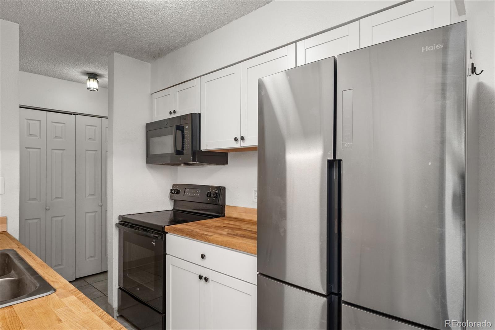 MLS Image #5 for 140 e highline circle 108,centennial, Colorado