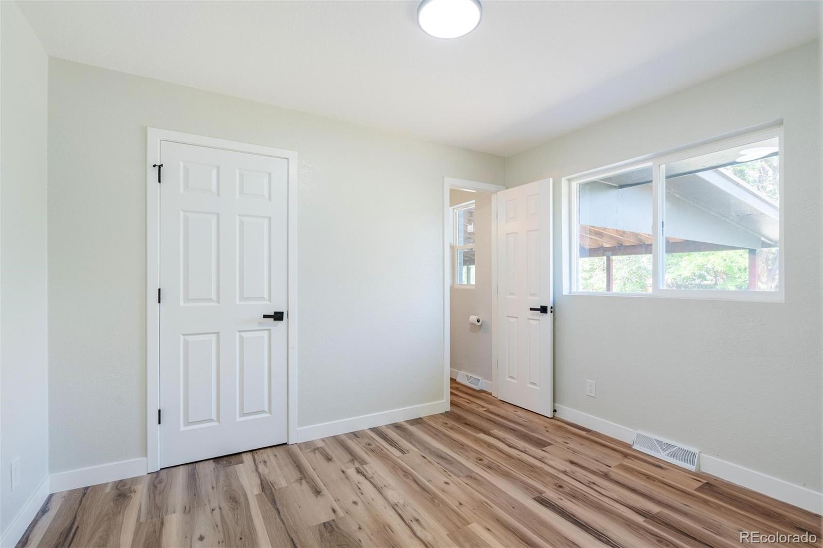 MLS Image #13 for 562  lima street,aurora, Colorado