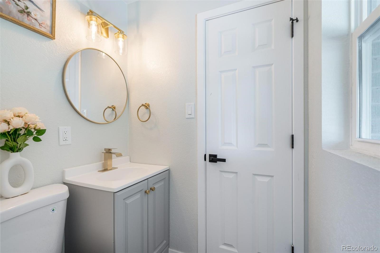 MLS Image #14 for 562  lima street,aurora, Colorado