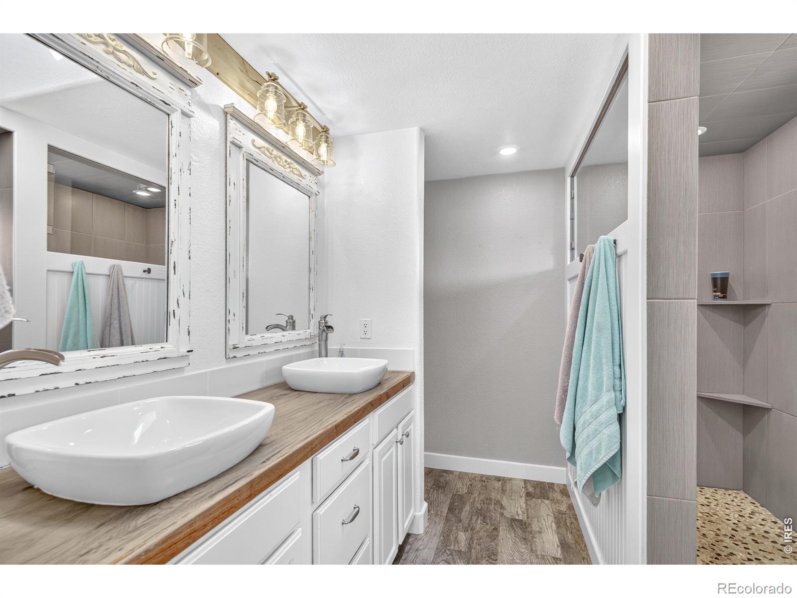 MLS Image #34 for 4608  mountain view court,loveland, Colorado