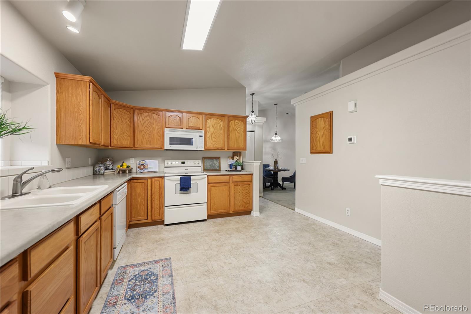 MLS Image #4 for 1479  madison ridge heights,colorado springs, Colorado